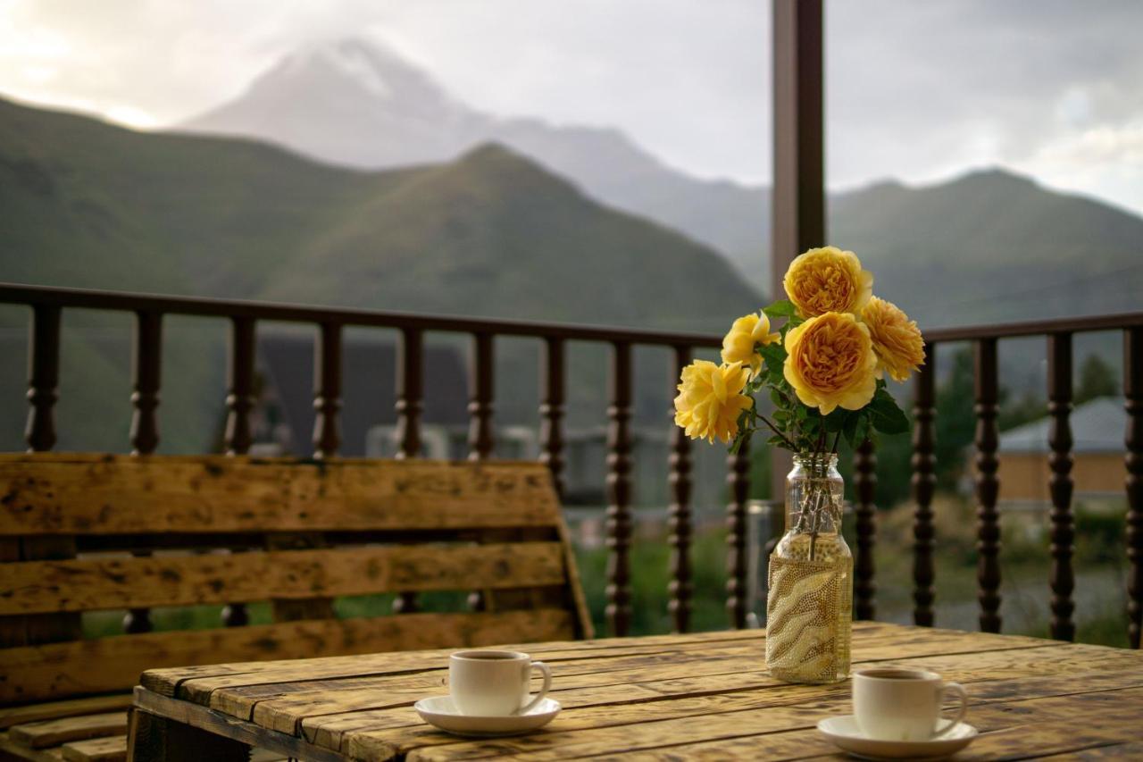 Hotel Diamond Kazbegi מראה חיצוני תמונה