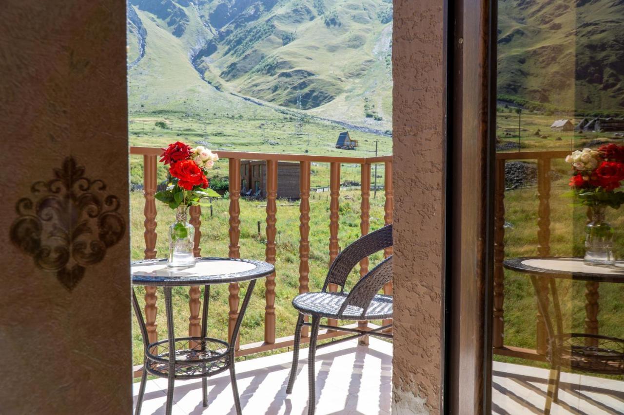 Hotel Diamond Kazbegi מראה חיצוני תמונה