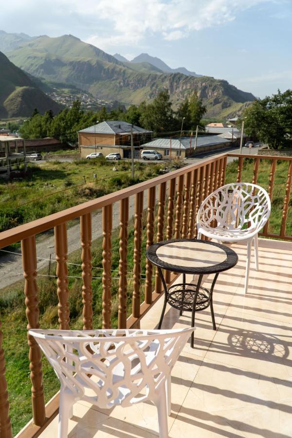 Hotel Diamond Kazbegi מראה חיצוני תמונה